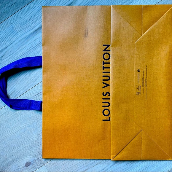 Excellent condition large Louis Vuitton Shopping Bag. - Picture 2 of 4